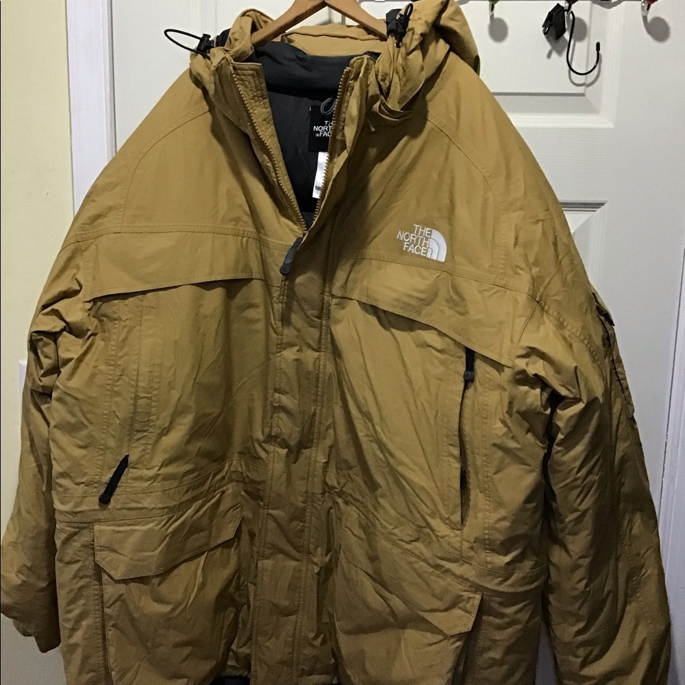 North Face  mens Coat 4x mustard color heavy duty